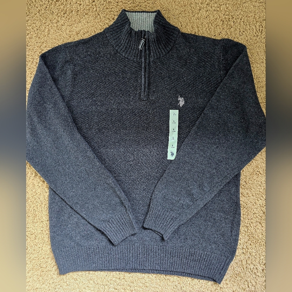 NWT Men's Gray Half-Zip Sweater Sz. L
